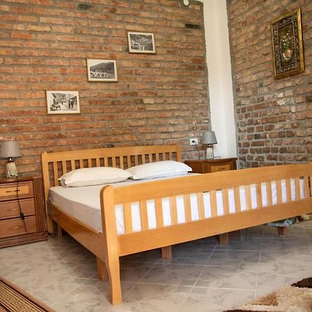 Guesthouse Belle View Berat Ngoại thất bức ảnh