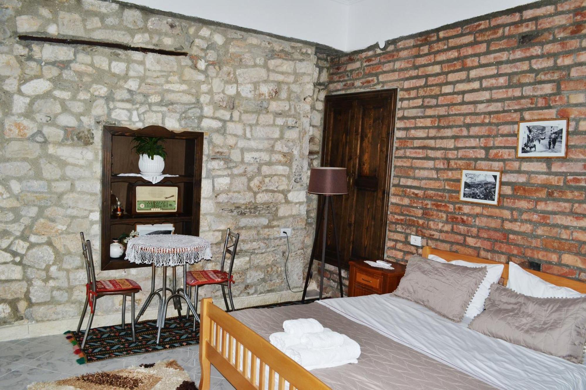 Guesthouse Belle View Berat Ngoại thất bức ảnh
